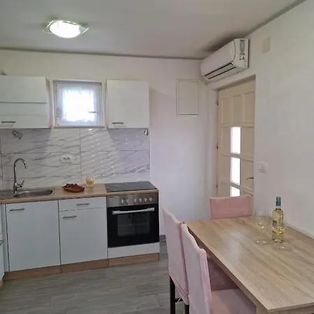 Frane Apartamento